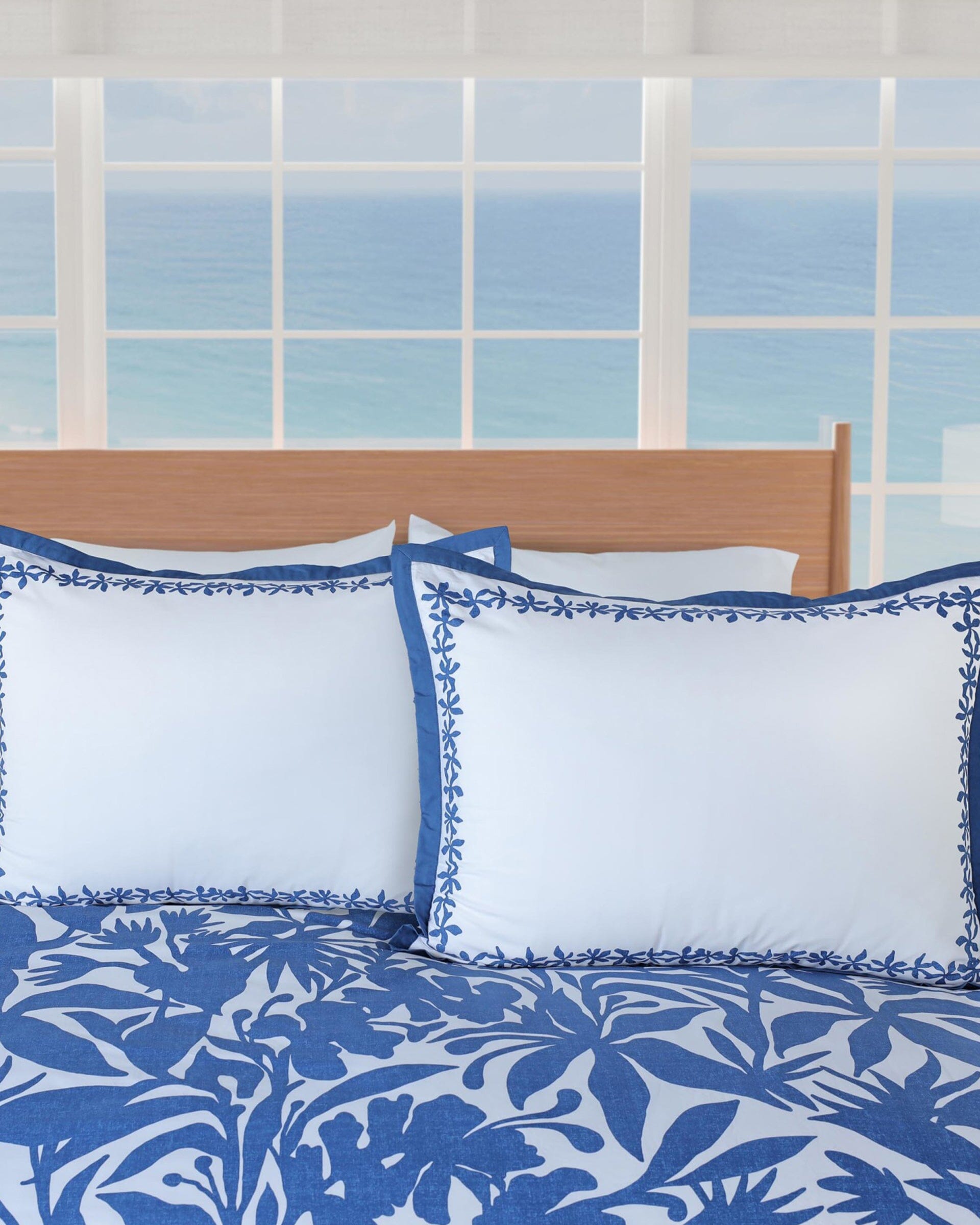 Blossom Isle Comforter Set